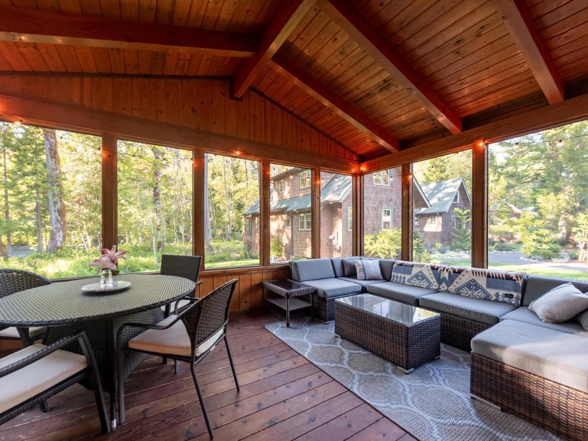 On The River Wooded Bliss Cabin Near Loloma McKenzie Bridge Exterior photo